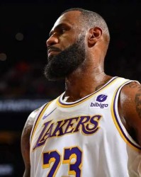 NINEGAMES-“乔丹接班人”是个高危职业，只有他活成了神