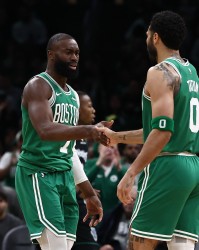 九游娱乐PC版-相得益彰！布朗和塔图姆一起出战时场均28分 五次30+两次40+